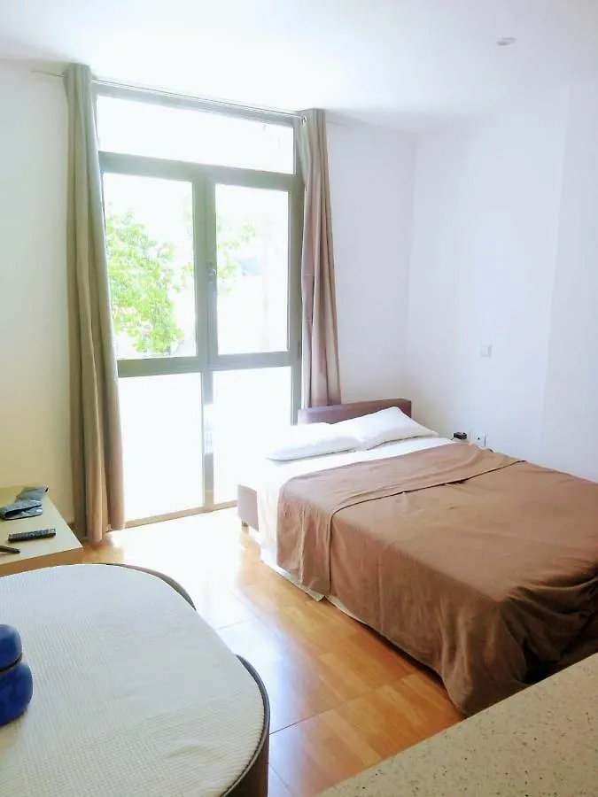 Malaga'S Garden Apartment 0*, Malaga Spain